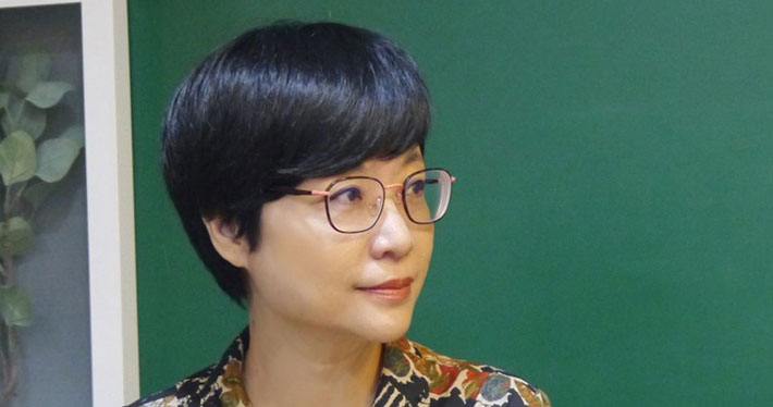 张曼娟:陪伴父母的老去就是预习自己的老